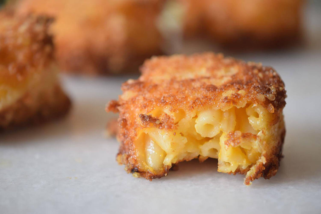 Appetizer: Smoked Gouda Mac N Cheese Bites